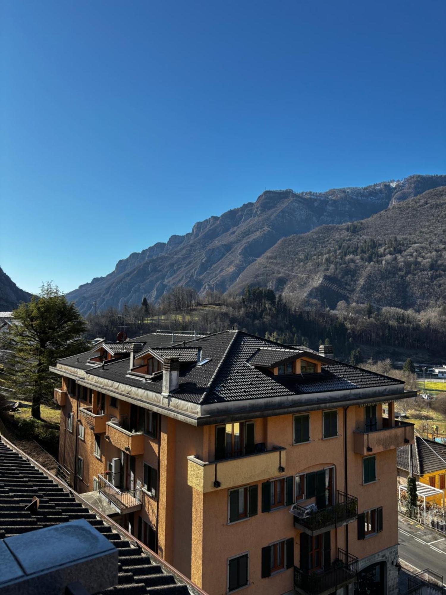 La Casa Di Pietro Apartment Piazza Brembana Bagian luar foto