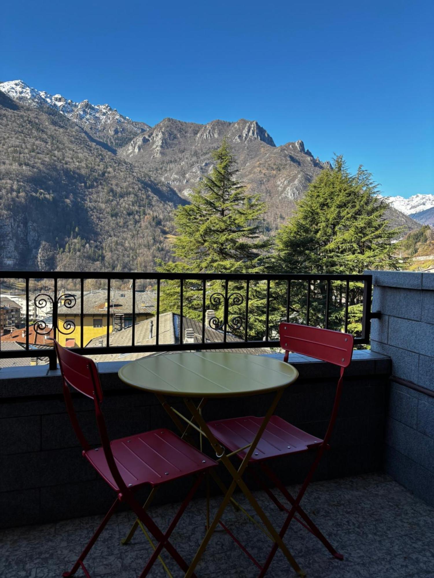 La Casa Di Pietro Apartment Piazza Brembana Bagian luar foto