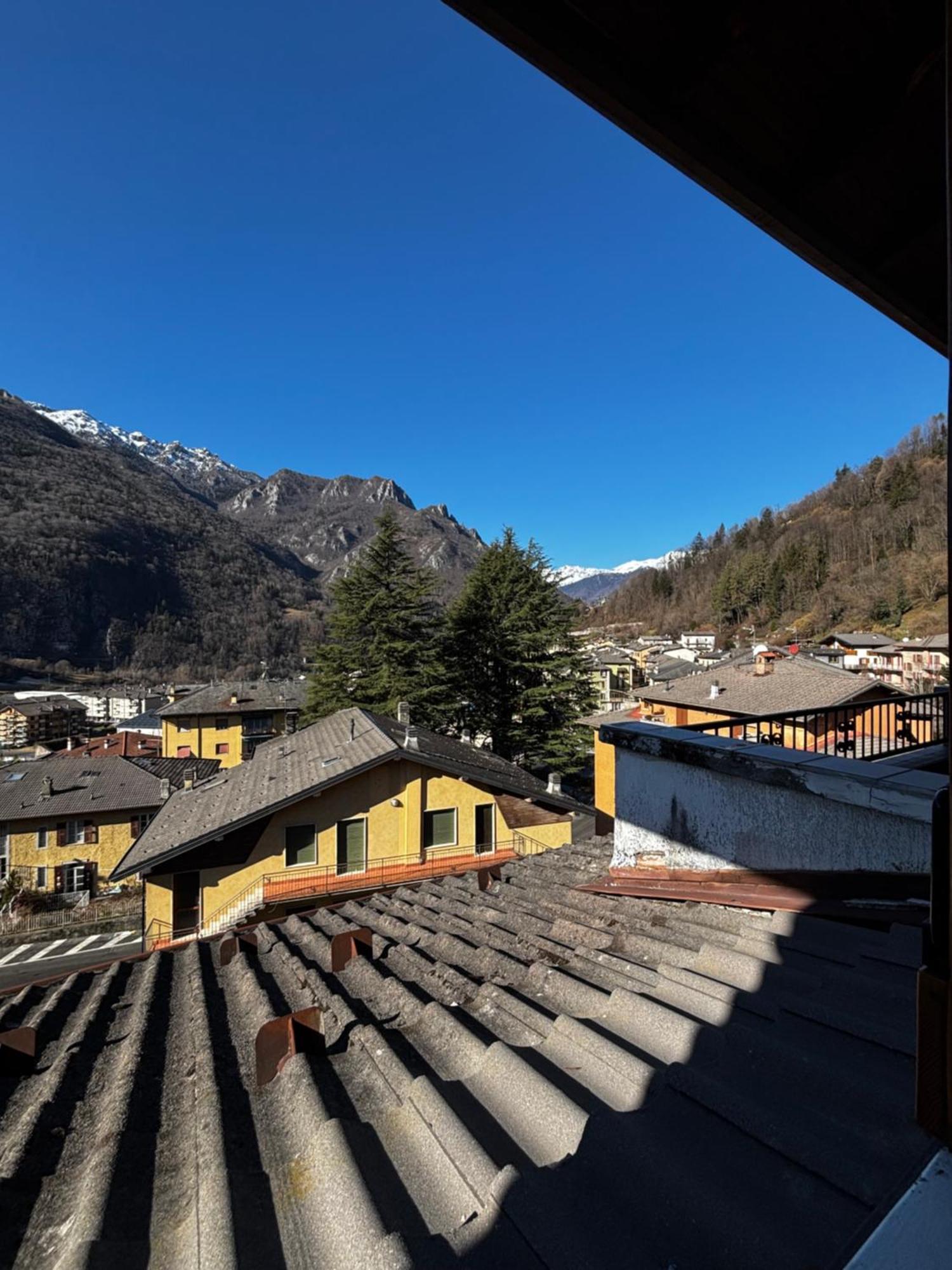 La Casa Di Pietro Apartment Piazza Brembana Bagian luar foto