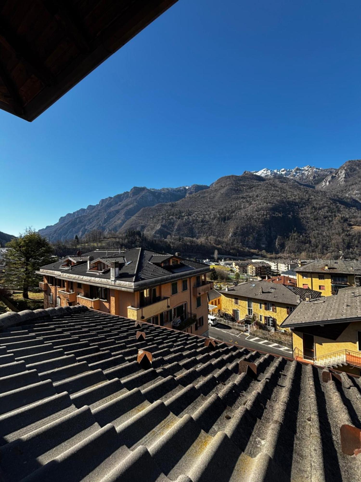 La Casa Di Pietro Apartment Piazza Brembana Bagian luar foto